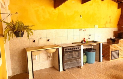 Peruibe House | Cozy Beach House with Pool and Wi-Fi - Ideal for Families and Pets