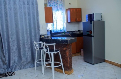 Kireka House | Cozy bed & breakfast in brilliant Kampala with WiFi