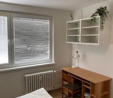 Vrakuna House | Cozy, bright room with free parking