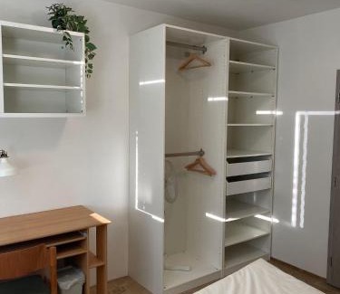 Vrakuna House | Cozy, bright room with free parking