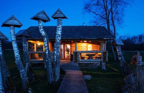 Klykiai Ski Chalet | Cozy cabin by the lake in ecological farm Kemešys