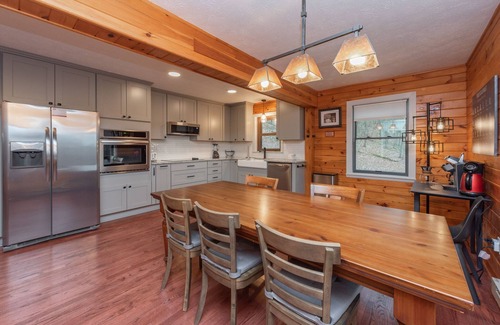 McHenry House | Cozy Cabin w/Fireplaces, Sauna & Firepit