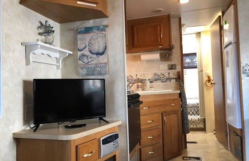 Rogers Bay Apartment | Cozy Camper North Topsail Beach