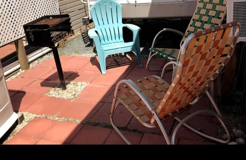 Rogers Bay Apartment | Cozy Camper North Topsail Beach