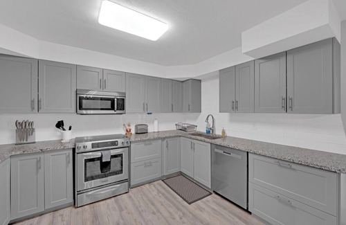 Caloosahatchee House | COZY CAPE CORAL HOME! PET FRIENDLY! CLOSE TO DOWNTOWN!