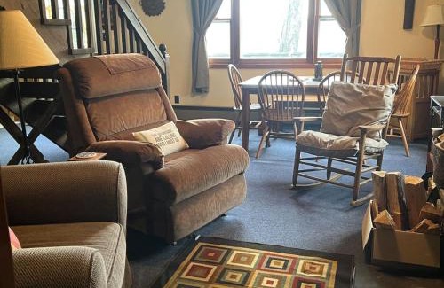Margaretville House | Cozy Catskill Mountain Cabin