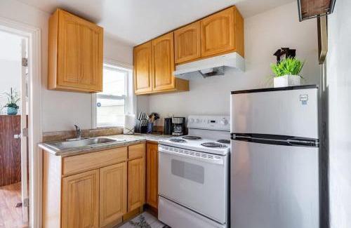 Outer Richmond Apartment | Cozy Charming Richmond 1BR Retreat