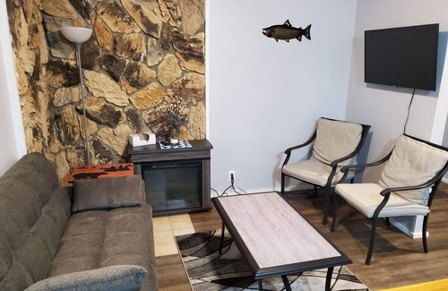 Ketchikan Apartment | Cozy, clean, lodging located a few minutes walk from Knudson Cove Marina.