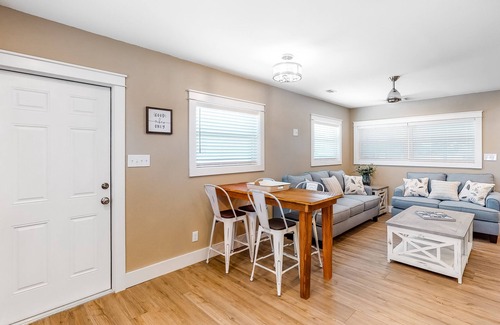 Kiska Beach House | Cozy coastal cottage with free WiFi, private yard, and AC - walk to the beach
