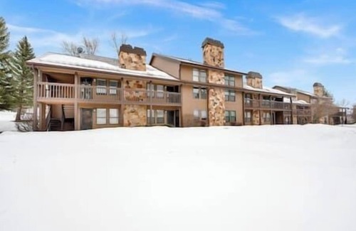Wolf Creek Condo | Cozy Condo in Eden Utah - Ogden Valley Adventures!