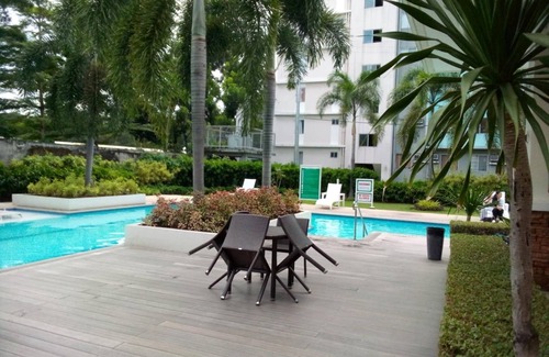 Talomo District Condo | Cozy condo in nice Davao City with AC, WiFi, fitness room