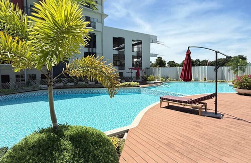 Basak Condo | Cozy Condo with Resort Style Amenities near Airport and Beaches!