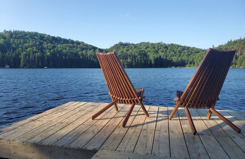 St-Adolphe-d'Howard Cottage | Cozy Cottage Getaway, 1hr from the city in St-Adolphe-d'Howard on Lac Travers.