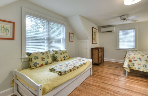 The Pines Cottage | Cozy Cottage in The Pines just two blocks from Rehoboth Beach.