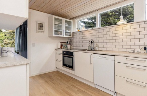 Marielyst House | Cozy Cottage Retreat in Marielyst-By Traum