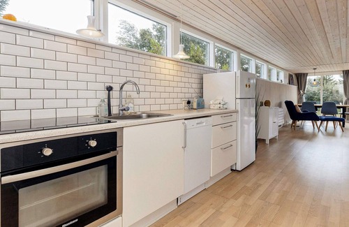 Marielyst House | Cozy Cottage Retreat in Marielyst-By Traum