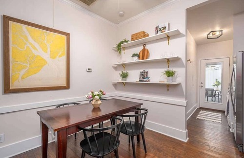 Savannah Victorian District House | Cozy Cottage Retreat| Parking and Private Patio