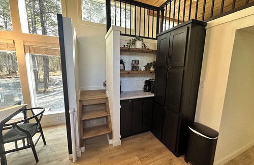 Dogwood Cabin | Cozy Cypress Cabin