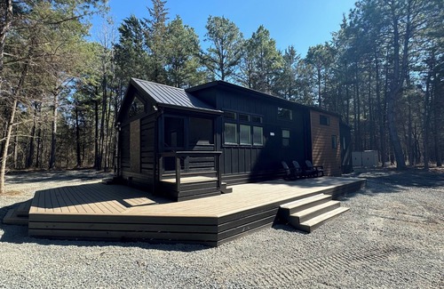 Dogwood Cabin | Cozy Cypress Cabin