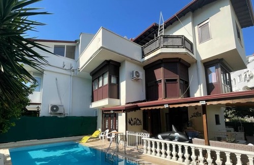 Eski Lara Villa | Cozy detached villa with pool