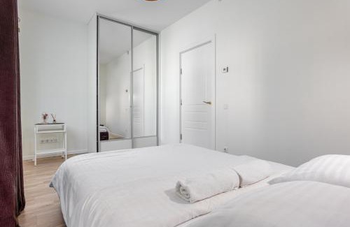 Palanga Apartment | Cozy Family Retreat I Terrace & Parking I ᴄᴏʜᴏsᴛ
