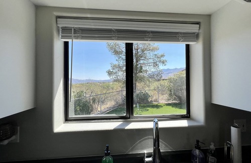 Tucson House | Cozy guesthouse with great views! Close to hiking and biking trails