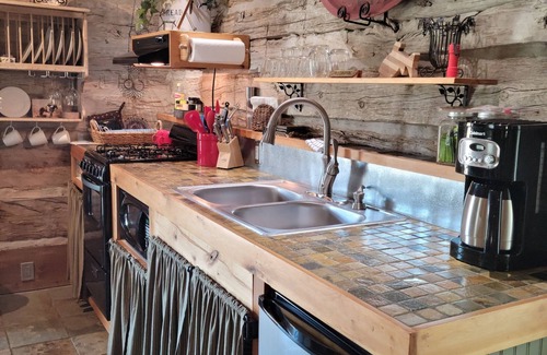 Bozeman Cabin | Cozy Historic Montana Cabin Fully Restored Eco-Friendly