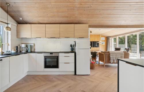 Aalbaek House | Cozy Home In Ålbæk With Wifi