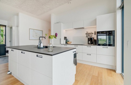 Sandvig House | Cozy home in Allinge with WiFi