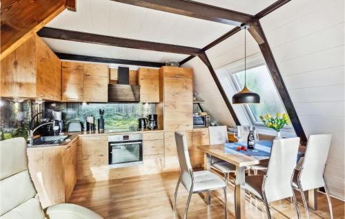 Furstenberg House | Cozy Home In Bad Wünnenberg With Wifi