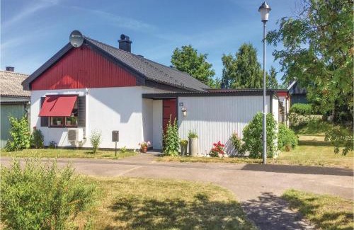Borgholm House | Cozy Home In Borgholm With Wifi