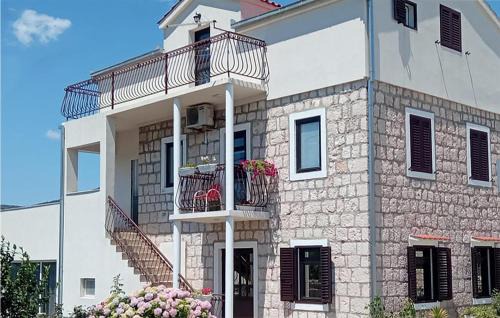 Dugopolje House | Cozy Home In Dugopolje