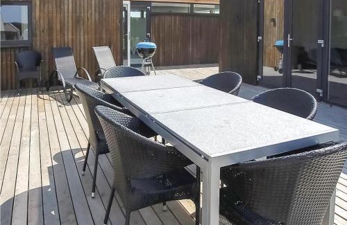 Flovt Strand House | Cozy Home In Haderslev With Sauna