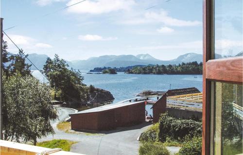 Hatlestrand House | Cozy Home In Hatlestrand With Sauna