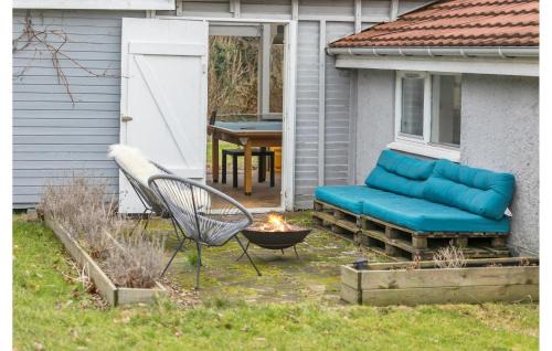 Hundested House | Cozy Home In Hundested With Kitchen