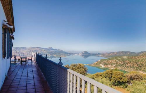 Iznajar House | Cozy Home In Iznájar With Kitchen