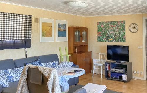 Hagaby House | Cozy Home In Löttorp With Wifi
