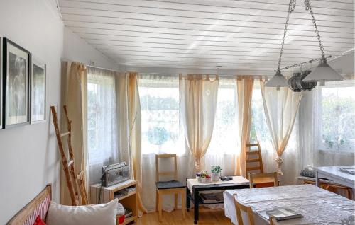 Hagaby House | Cozy Home In Löttorp With Wifi