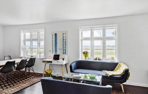Norre Alslev House | Cozy Home In Nørre Alslev With Wifi