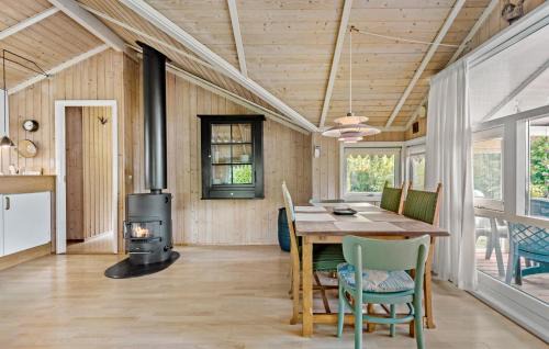 Rodvig Stevns House | Cozy Home In Rødvig Stevns With Wifi