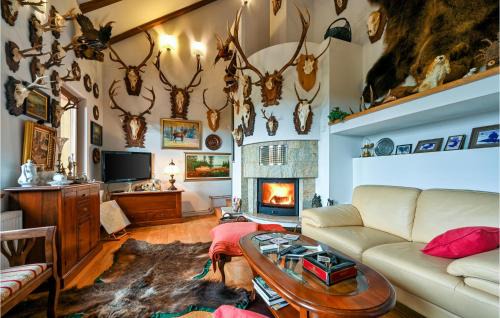 Velika Pisanica House | Cozy Home In Ribnjacka With Kitchen