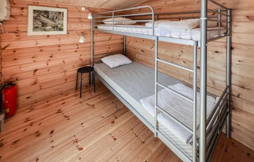 Saffle Municipality House | Cozy Home In Säffle With Lake View