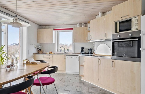 Skovmose House | Cozy home in Sydals with kitchen