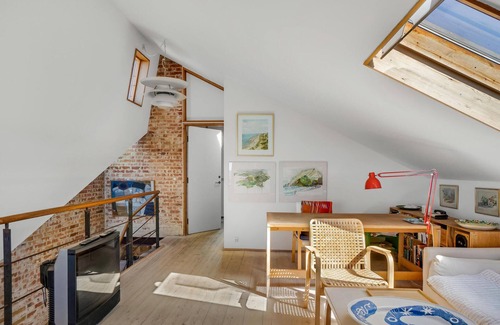 Rageleje House | Cozy home in Vejby with kitchen