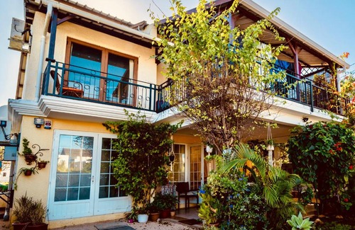 La Preneuse House | Cozy Home