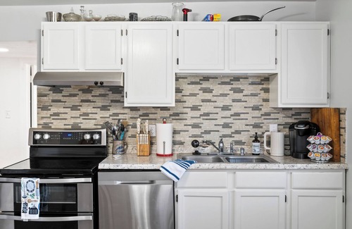 Belmont House | Cozy Home Near Downtown Mall/Belmont