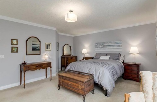 Valley Ridge Villa | Cozy Home on the route to Baff.