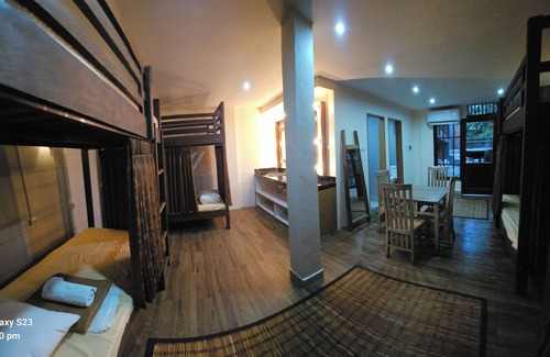 Umalas Hotel | Cozy Hostel. Female 4 bed Dorm Restup! Umalas