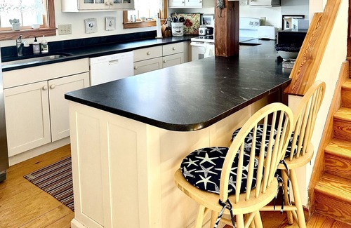 Siasconset House | Cozy house in sconset village. Minutes to town and beach.