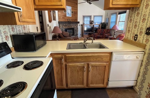 Gunnison House | Cozy House North of Gunnison